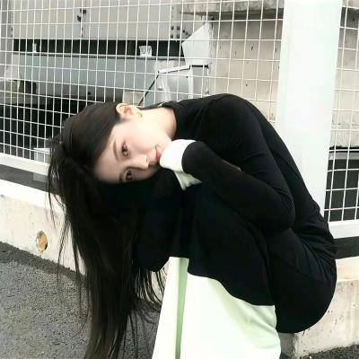 大墙无言 封面